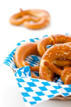 pretzels in a bread basket