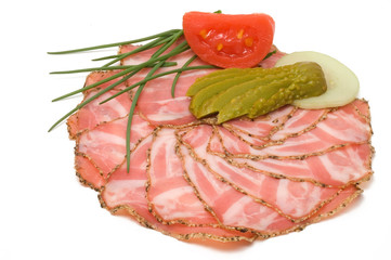 Schweinebauch in Scheiben mit Pfefferkruste