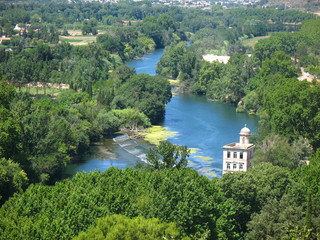 Fototapeta na wymiar Río Orb desde Béziers