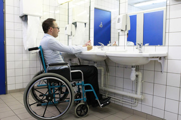 Handicap toilette