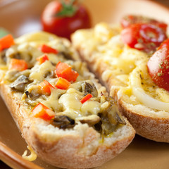 Crostinis