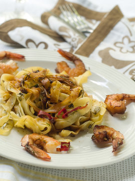 Pasta with shrimps