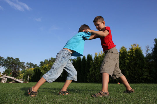 Children fighting
