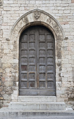 Fototapeta na wymiar Drewniany kościół Portal.