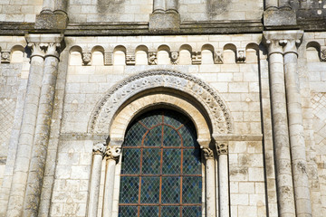 france; 85; marais poitevin,nieul sur l'autise : abbaye romane s