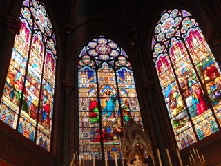 Selbstklebende Fototapeten Vitraux de l'église Saint Eugène Sainte Cécile à Paris © Atlantis