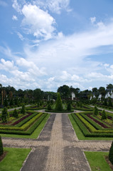 versailles garden style