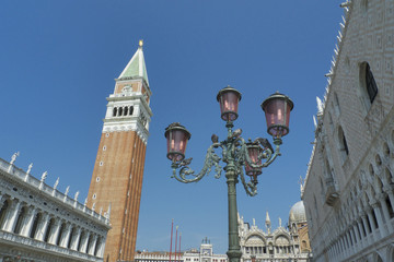 Fototapeta na wymiar view of piazza san marco - venezia italy