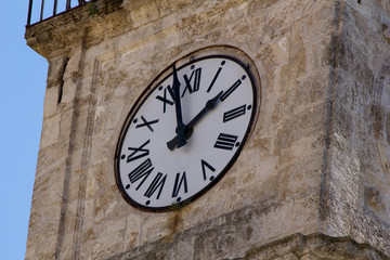 Fototapeta na wymiar katedra zegar caltanissetta