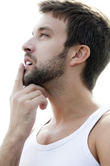 Obraz premium jeune homme en réflexion