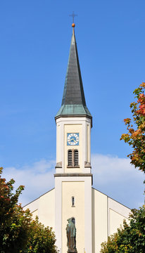 Kirche Heilig Kreuz in Osterhofen, Bayern