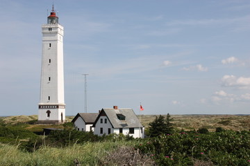 Fototapeta na wymiar Leuchtturm von Blavand in Dänemark