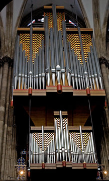 huge pipe organ