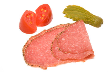 Salami mit Pfefferkruste