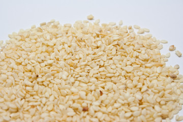 sesame isolated a white