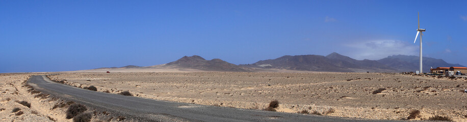 panorama et route du parc de cofete aux îles canaries