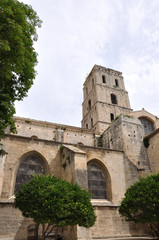 Fototapeta na wymiar église saint-trophime 7