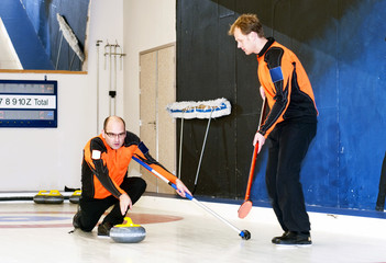 Curling deliver
