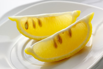 Lemon fruit parts