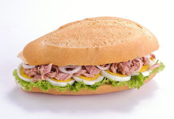 Sandwich con tonno