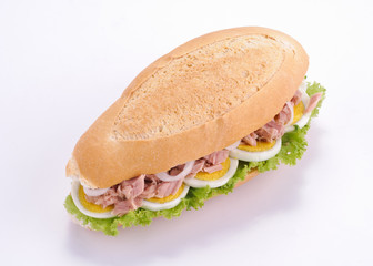 sandwich con tonno e uovo