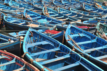 les barques bleues