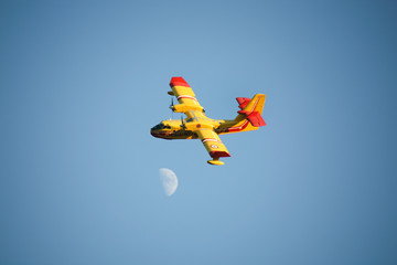 Fire fighting plane