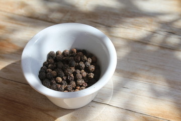 Poivre noir en grains