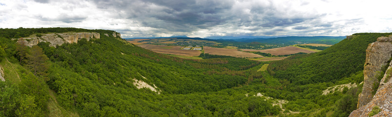 Fototapeta na wymiar panoramic view of tableland in Crimea