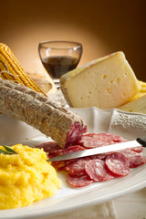 polenta salami-polenta e salame