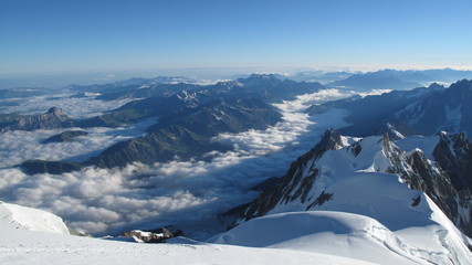 Fototapeta na wymiar Alpy na Mont Blanc