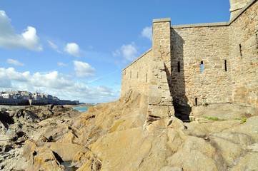Fort National dans la baie de Saint Malo