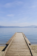 Fototapeta premium 十和田湖畔 桟橋