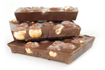 cioccolato con nocciole delle Langhe