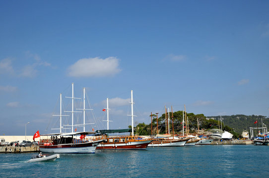 Kemer Marina con caicco - Turchia