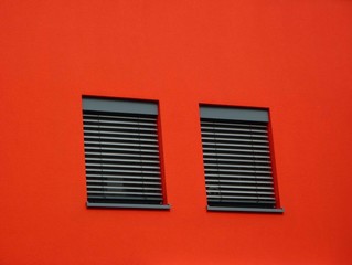 Rote Fassade