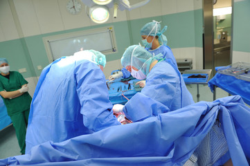 Operativer Eingriff 8