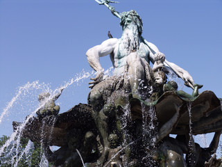 Neptunbrunnen am Alexanderplatz Berlin