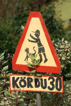 Selbstgemachtes 30 Schild in Schweden