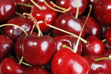 macro fresh cheeries shallow DOF