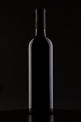 Fototapeta na wymiar bottle of red wine