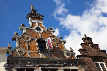 Fototapeta na wymiar old dutch house in nijmengen, netherlands