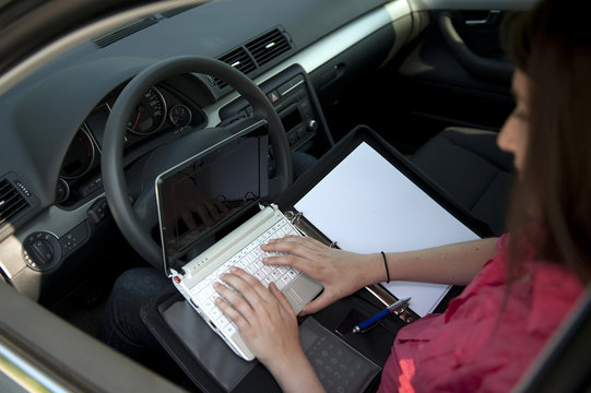 Arbeitsplatz Auto
