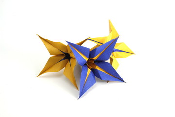 origami lilies 02