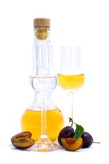 Zwetschgenschnaps