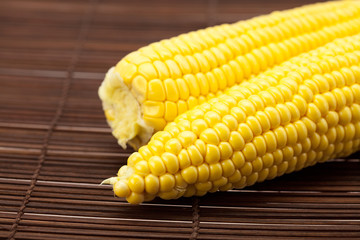 Corn lying on the mat