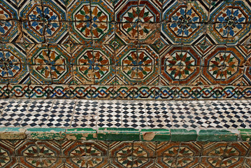 Detail of tile work at bench in garden of El Alc&aacute;zar palace