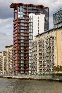 Riverside Apartments, Isle of Dogs, London