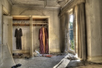 HDR photo of old derelict house