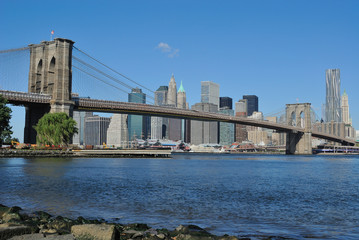 Obraz premium Brooklyn Bridge i Manhattan Skyline